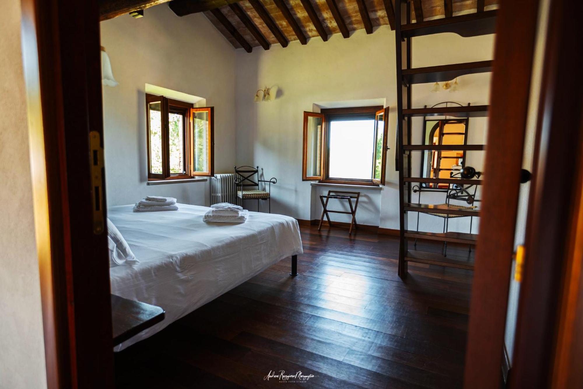 Agriturismo Aia Leccioni Micciano Exteriör bild