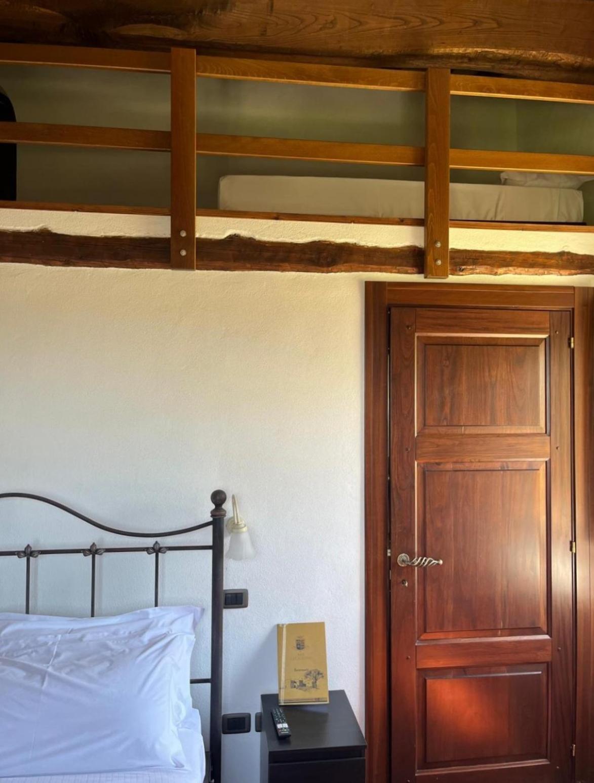 Agriturismo Aia Leccioni Micciano Exteriör bild